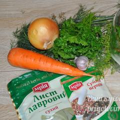 Най-вкусната рецепта за мариноване на краставици на полски за зимата Салата с краставици на полски