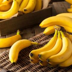 Міфи і правда про шкідливі властивості бананів